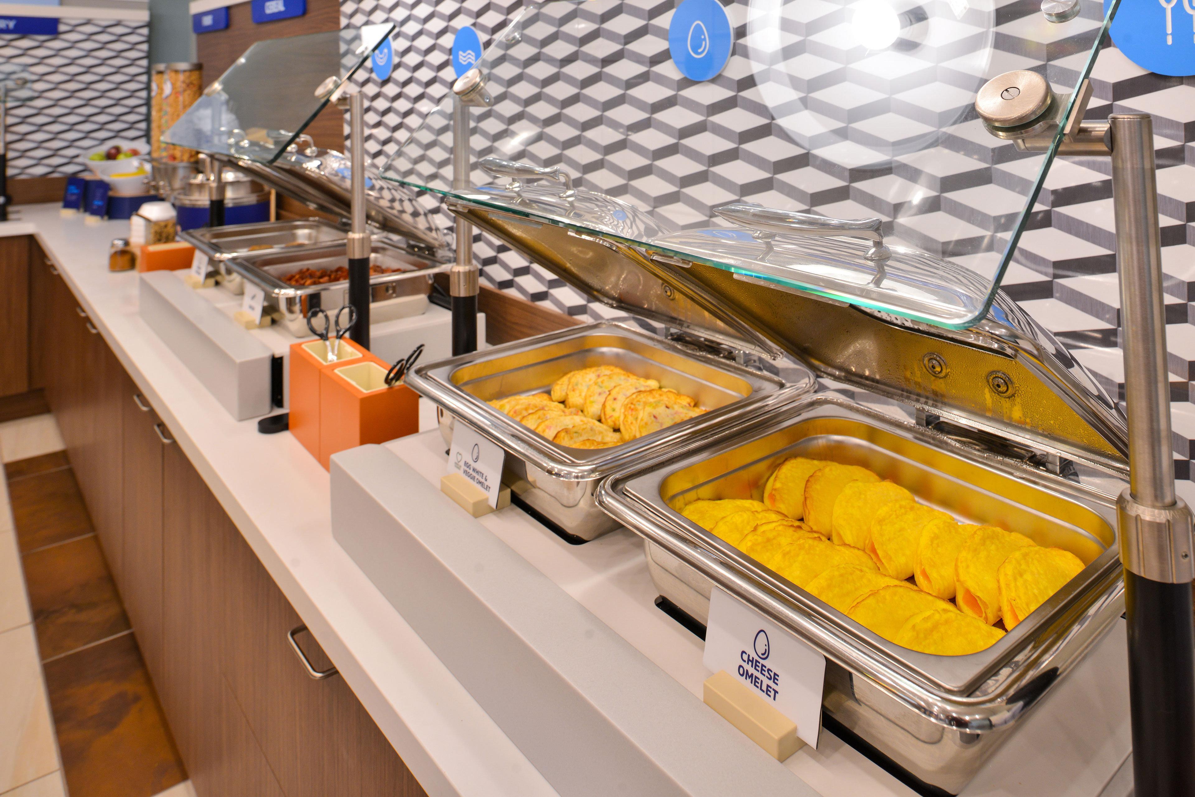 Holiday Inn Express Mccomb By Ihg Bagian luar foto