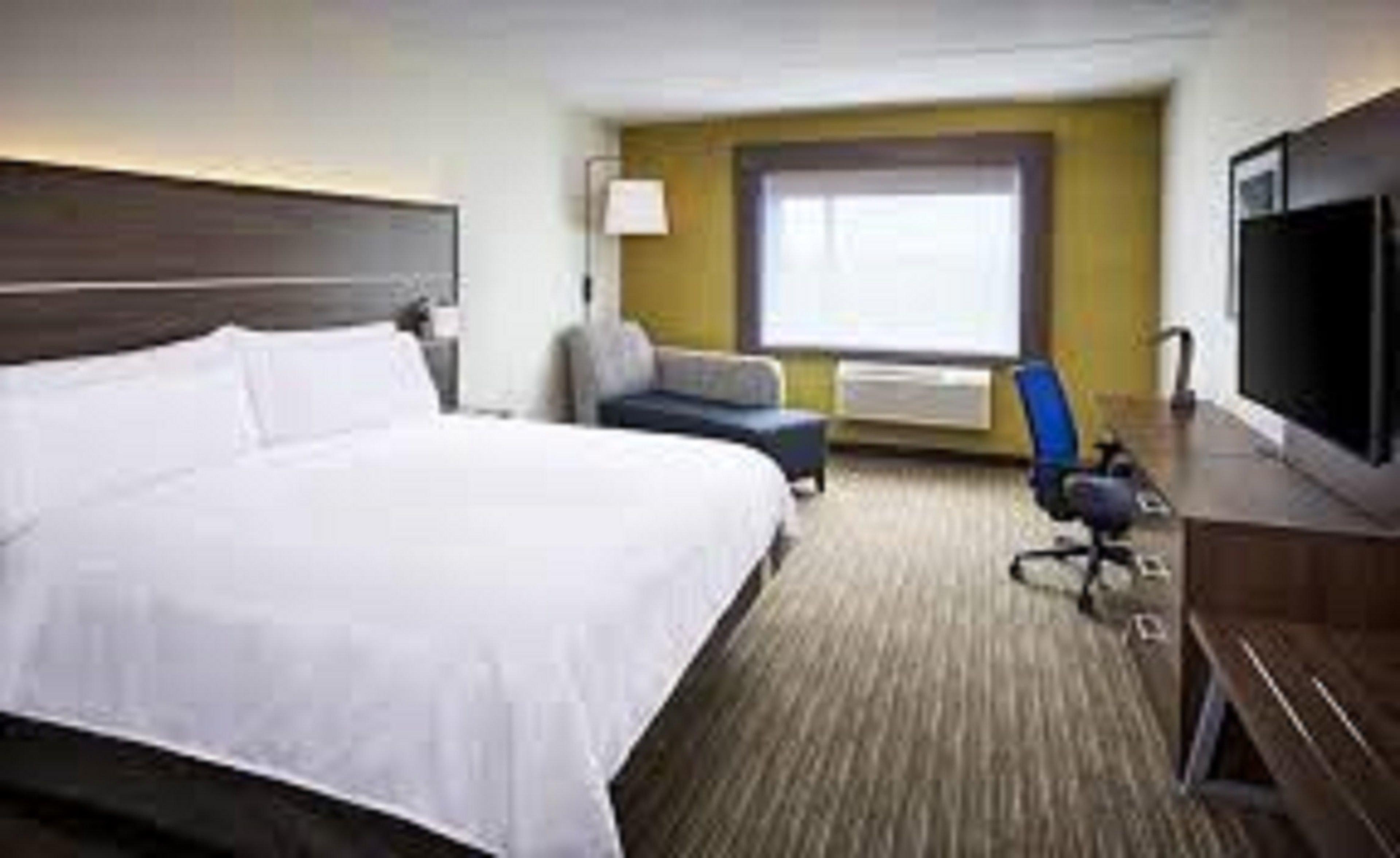 Holiday Inn Express Mccomb By Ihg Bagian luar foto
